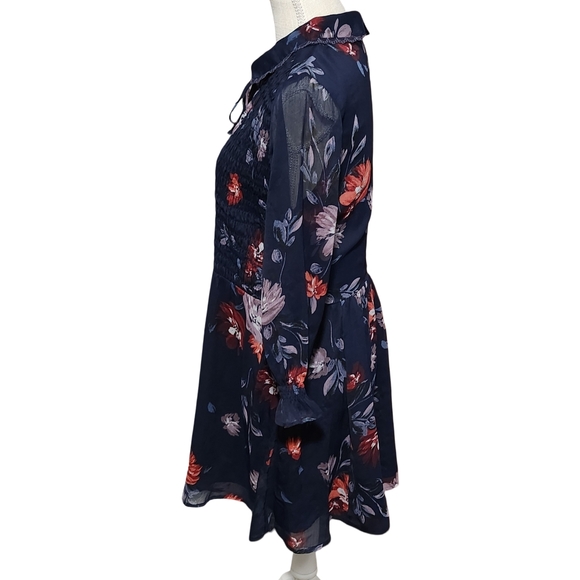 ABERCROMBIE AND FITCH Dress Womens Medium Navy Floral Smocked Tie Neck Romantic - Picture 4 of 11